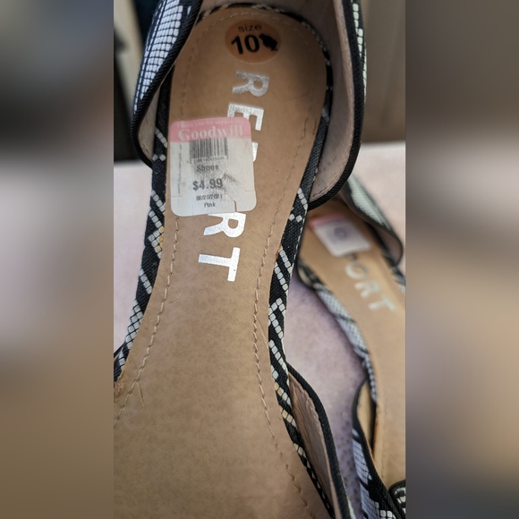 Report Jezzica Black and White Print D'Orsay Pointed Flats size 10 - Picture 6 of 8